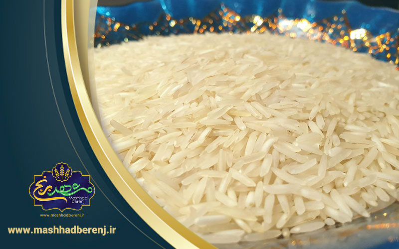 قرار دادن سیر در برنج